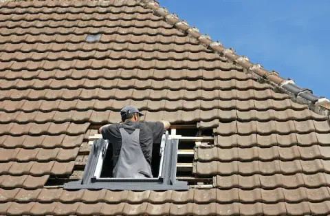 Pose de velux - Les Ulmes